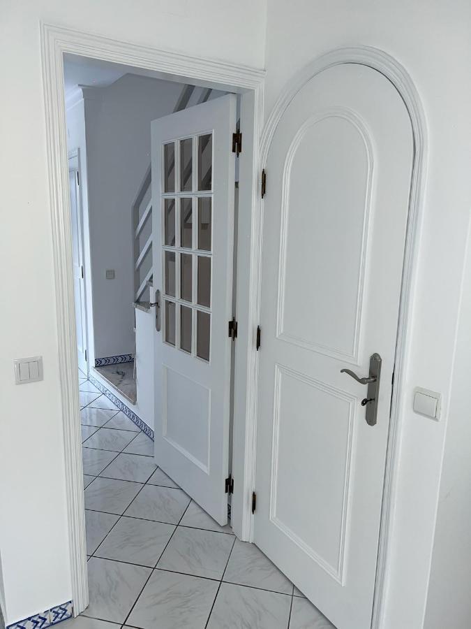 Relaxing 2 Bedroom House 5 Minutes Away From Vilamoura Marina Quarteira Εξωτερικό φωτογραφία